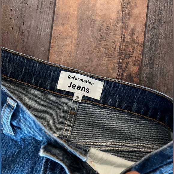 Reformation jayde high rise skirt 25 - Picture 3 of 3